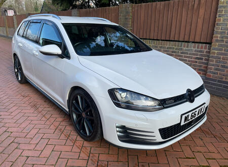 VOLKSWAGEN GOLF 2.0 TDI BlueMotion Tech GTD 